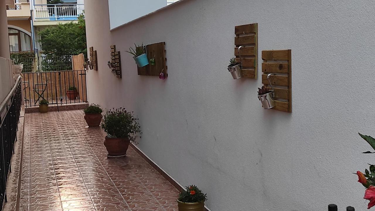 Garden House Katerina Aparthotel Leptokarya  Exterior photo